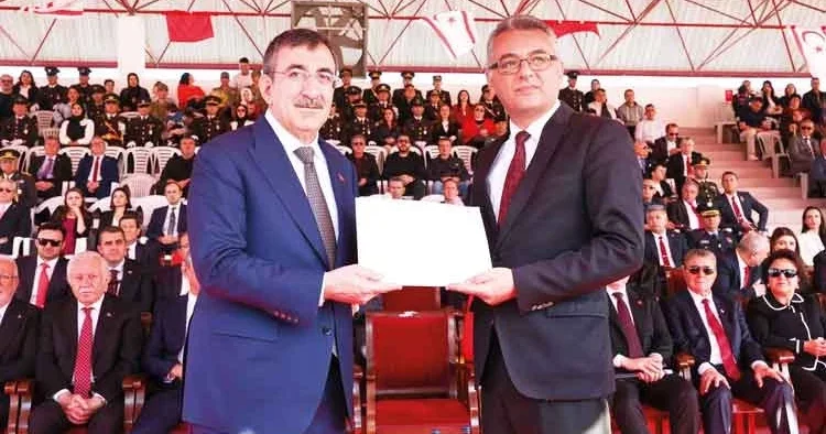 Lefkoşa’dan Rumlara net mesaj: Kıbrıs’ta kırmızı çizgi Türklerin eşit egemenliği... KKTC 42 yaşında