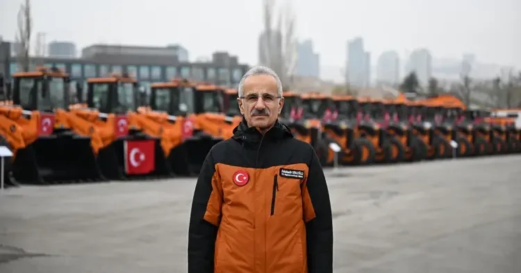 Kar nöbeti başladı! Toplam 18 bin 407 personel ve 14 bin 263 araç görev başında