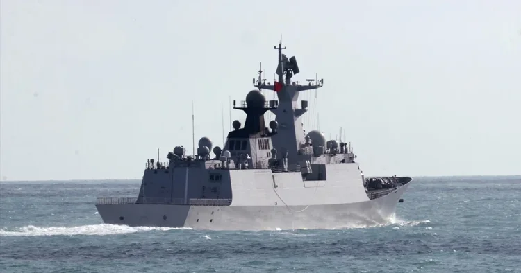 Pasifik te tansiyon yükseliyor: Çin gemileri, Japon adalarına yaklaştı! Japonya dan hak koruma operasyonu