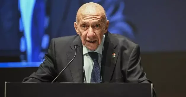 Kanada ya tehdit deyip havalimanında alıkoydular... Prof. Dr. Richard Falk a çirkin hareket