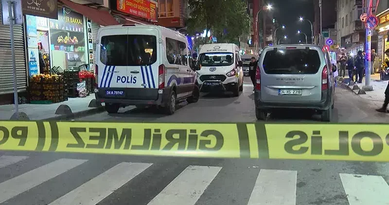 Sultangazi de boşandığı kişinin eski kocasını öldürüp, kendini vurdu