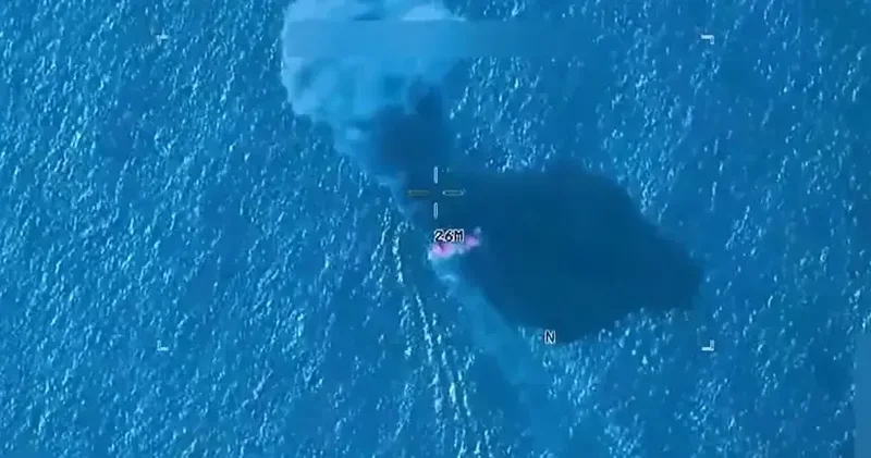 ABD, Doğu Pasifik te uyuşturucu yüklü 3 tekneyi vurdu: 8 ölü