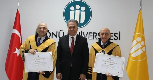 Unvanda yükselen akademisyenlere cübbeleri giydirildi Malatya Haberleri