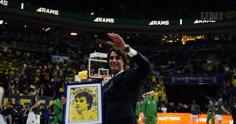 Sadece üç isme yapıldı! Fenerbahçe den Kutluay a unutulmaz jest