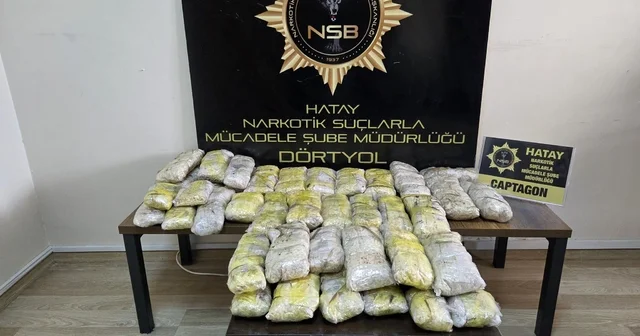 Hatay da TIR dan 220 bin adet uyuşturucu ecza ele geçirildi Hatay Haberleri