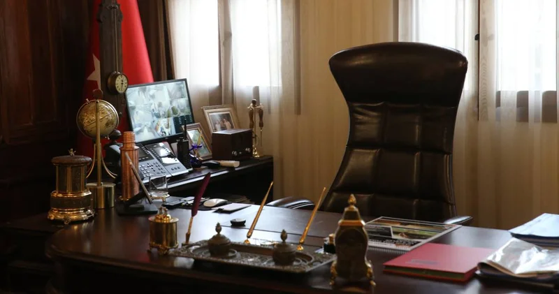 İşte dinleme cihazı çıkan MHP li Yazıcıoğlu nun makam odası!