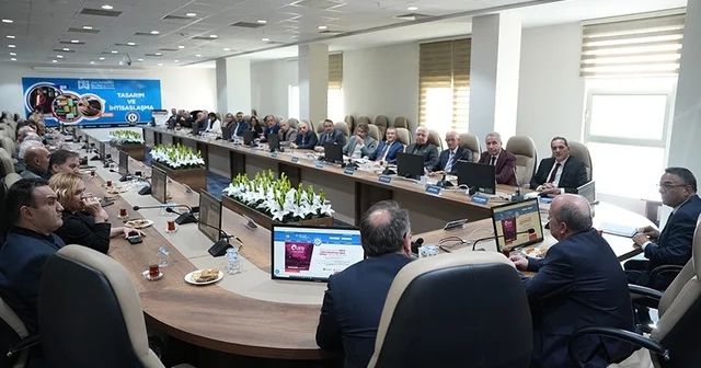 Rektör Prof. Dr. Ahmet Demir senato üyeleriyle bir araya geldi Uşak Haberleri