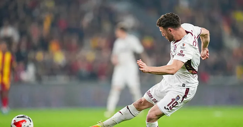 Trabzonspor a iki yıldızdan kötü haber!