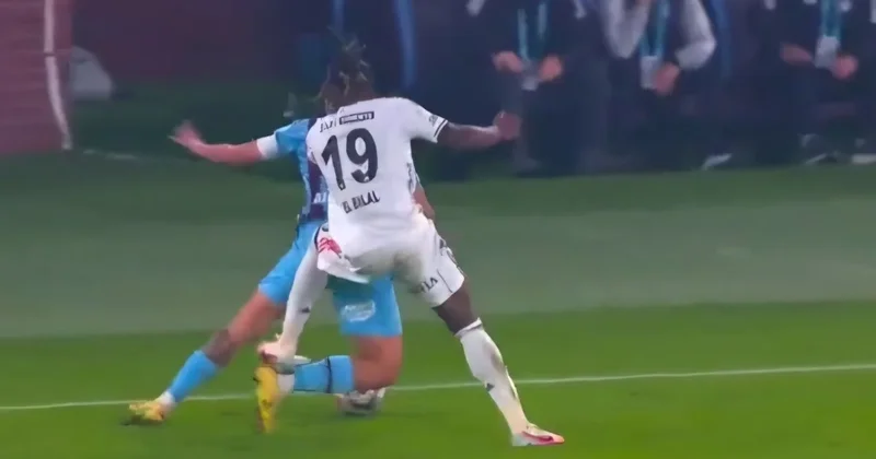 VAR kayıtları açıklandı! İşte çok tartışılan o pozisyonun konuşmaları Sözcü Gazetesi