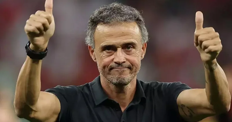 Luis Enrique, FIFA Yılın Teknik Direktörü ödülünü kazandı