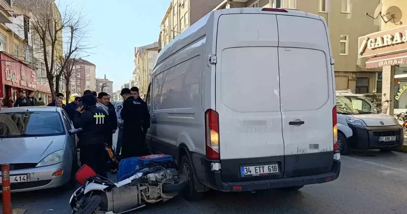 Motosikletten düşen kurye yaralandı