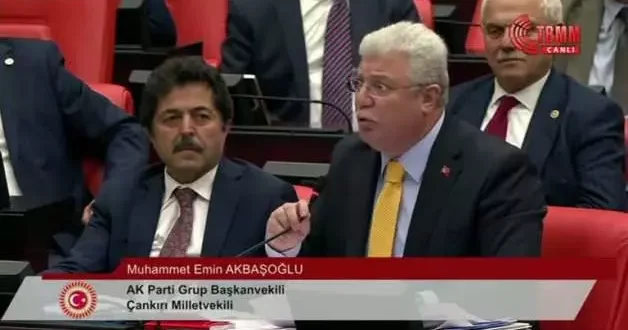 AK Parti li Akbaşoğlu ndan İmamoğlu dosyası tepkisi: İmamoğlu için İngiliz Başbakanı ndan yardım istendi