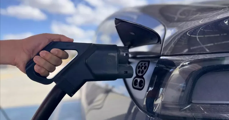 Otomotiv devi rota değiştirdi: Elektrikli araç planları bozuldu! 19,5 milyar dolar zarar