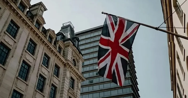 İngiltere de işsizlik pandemiden bu yana en yüksek seviyeye çıktı!