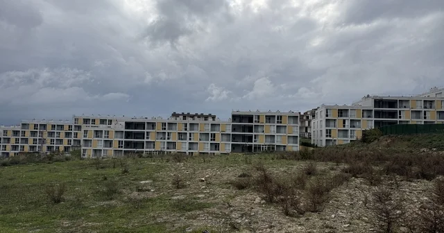 Yapı kullanım izni olmadığı gerekçesiyle kapatılma kararı alınan tesisten açıklama Burası bir yurt değildir, yurt vasfında değildir Burada büyük mağduriyet yaşayan ilk başta öğrenci olan kiracılarımız Sakarya Haberleri