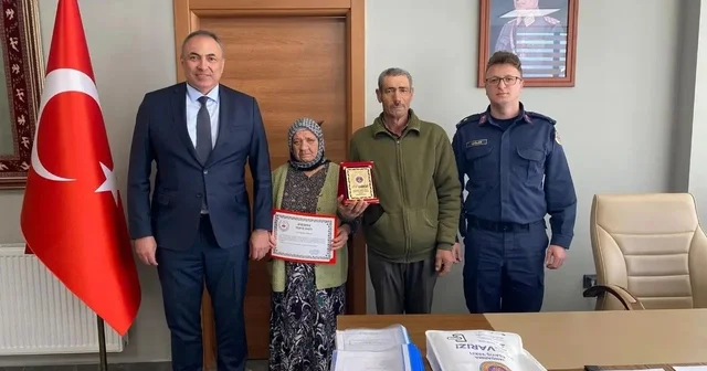 Denizli de 3 kadın gayrimenkulünü jandarmaya bağışladı Denizli Haberleri