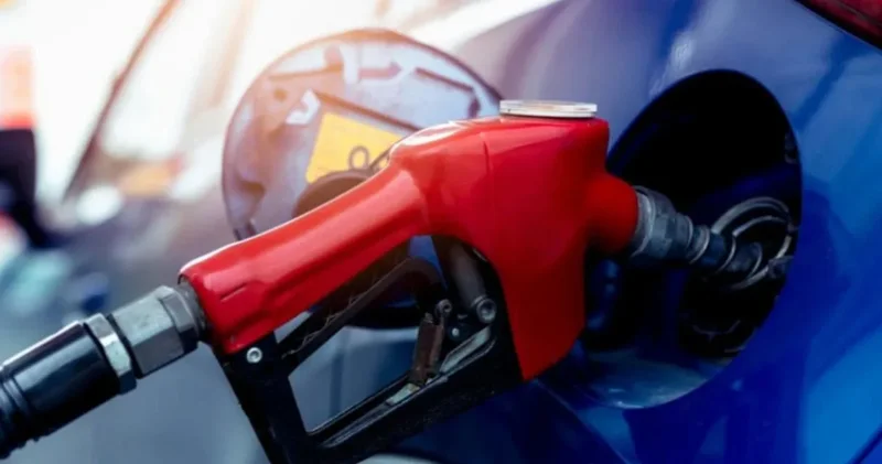 Benzine indirim! Fiyatlar gece yarısı yansıdı