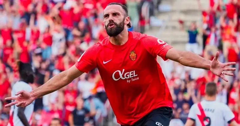 Fenerbahçe ye haber yolladı: Gelmeye hazırım