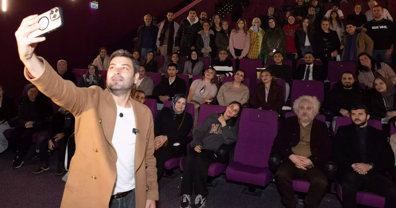 Ozan Akbaba ve Yüksel Aksu’dan ‘Bak Postacı Geliyor’ izleyicilerine film arasında sürpriz