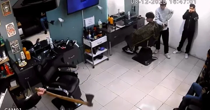 Kağıthane’de baltalı saldırgan kuaförün klimasını parçaladı! Bizi kesmeye mi gelmiş bilmiyorum