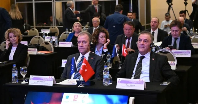 Seçer: Demokrasi bir miras değil, emek isteyen canlı bir süreçtir Mersin Haberleri