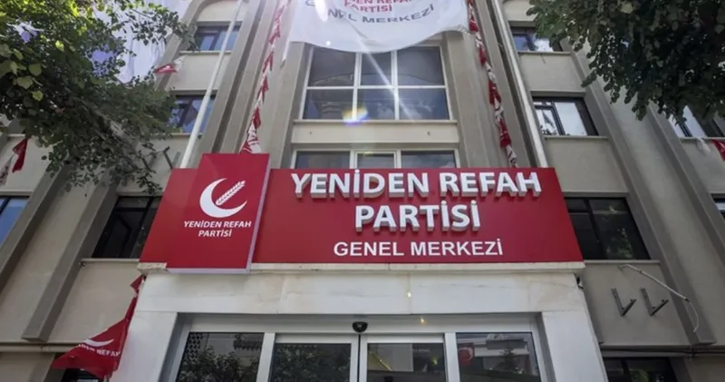 Yeniden Refah komisyon raporunu sundu: Laiklik vurgusu