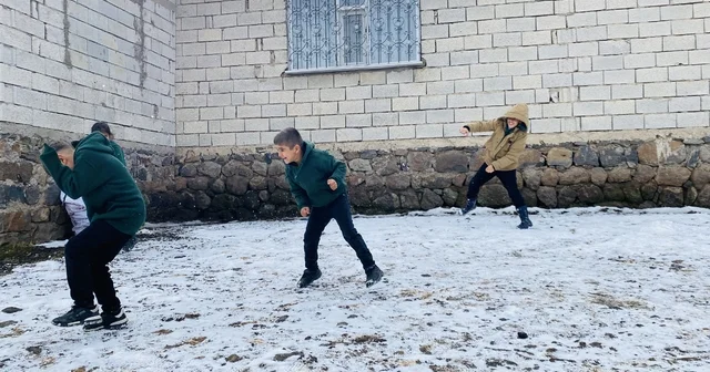 Ağrı da çocuklar karın tadını çıkardı Ağrı Haberleri