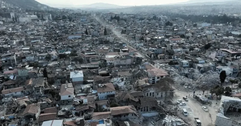 6 Şubat ta anne ve babasını kaybetmişti: Milletvekillerine Yargı paketi mektubu!