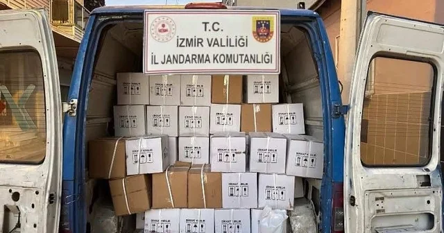 İzmir de yeni yıl öncesi kaçak alkol operasyonu Piyasa değeri yaklaşık 1.3 milyon TL kaçak etil alkol ele geçirildi İzmir Haberleri