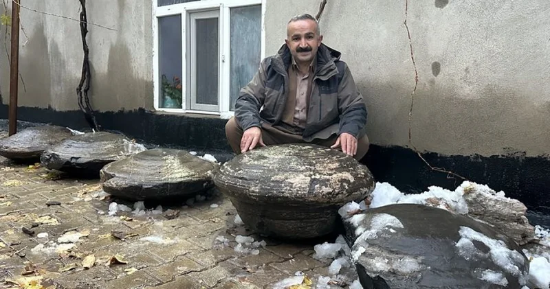 Şemdinli de bulunan gizemli taşlar merak uyandırıyor