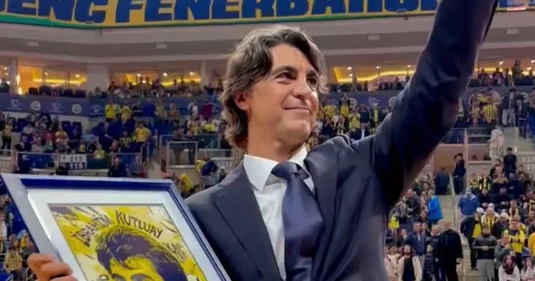 Fenerbahçe, eski basketbolcusu İbrahim Kutluay ı onurlandırdı!