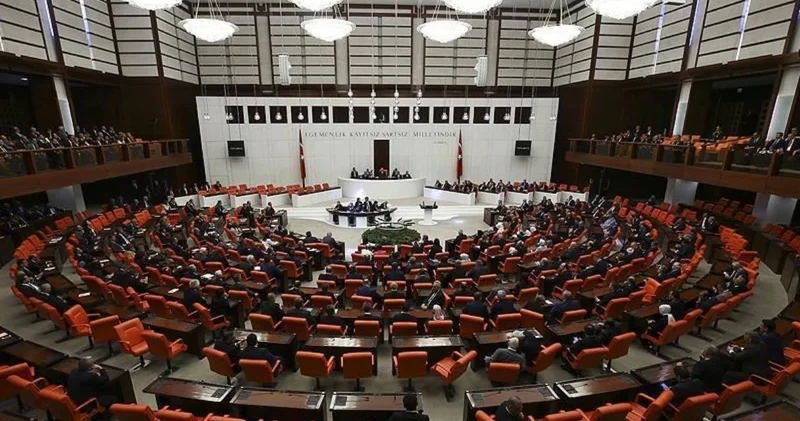 İki bakanlığın bütçesi kabul edildi