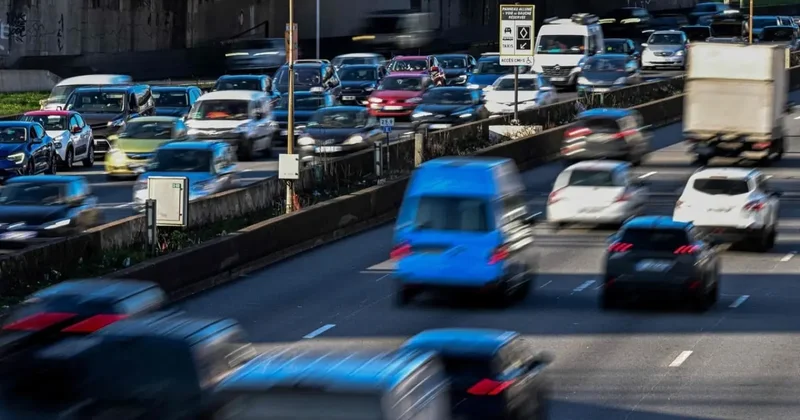 Avrupa Birliği nden geri adım: Benzin ve dizel araçlar için yeni karar!
