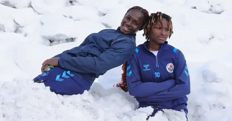Buraya gelmeden önce kar görmemiştim : Afrikalı yıldızlar Hakkari ye alıştı