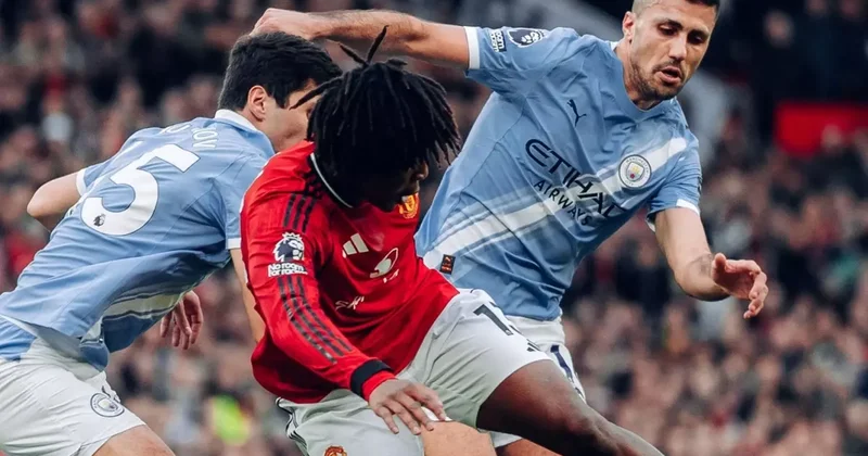 3 gol ofsayta takıldı! Manchester United derbide City yi sahadan sildi