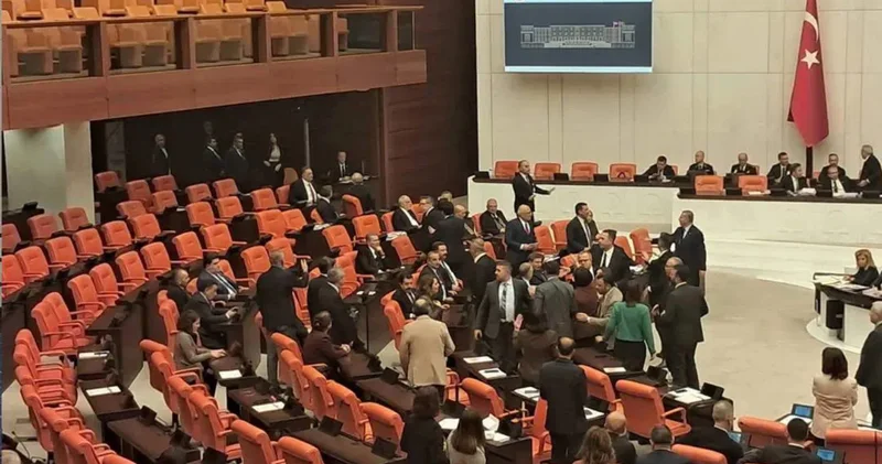 İyi Parti den DEM Parti ye: Türkiye Büyük Millet Meclisi’ni PKK’nın kampı zannediyorlar