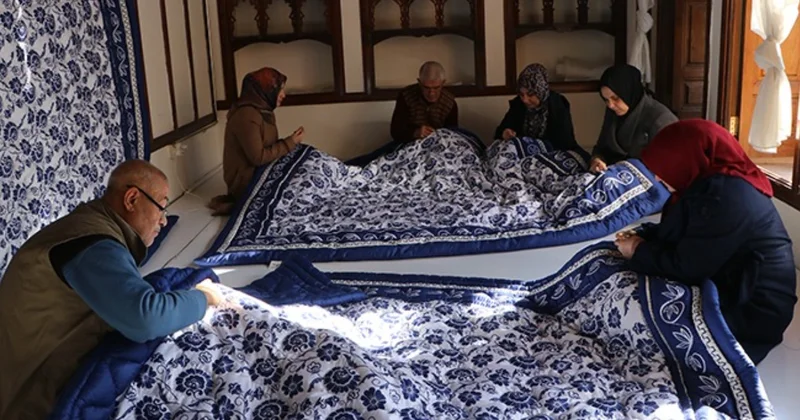 Mesleğini sadece kadınlara öğretiyor: Para kazanıp iş sahibi oluyorlar Sözcü Gazetesi