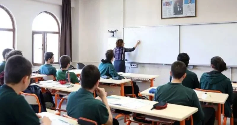 Eğitim Bir Sen, öğretmen atama ve yer değiştirme düzenlemelerini Danıştay a taşıdı