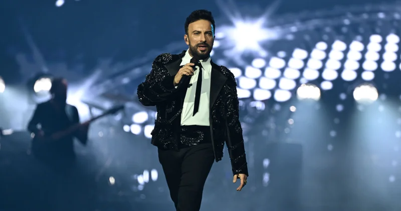 Tarkan, 6 yıl aradan sonra İstanbul da sahneye çıktı Magazin haberleri