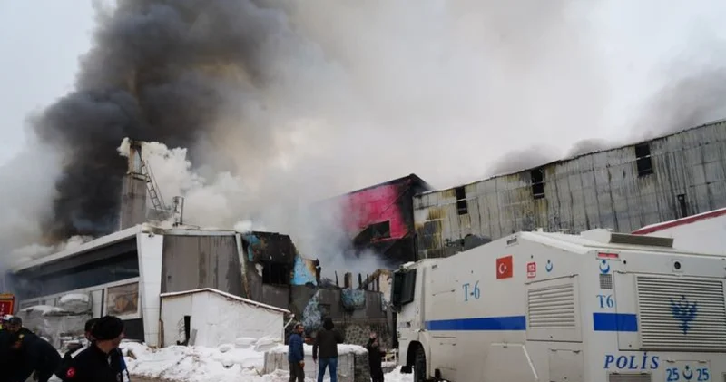 Son dakika: Sanayi sitesinde büyük yangın: 5 kişi hastaneye kaldırıldı Son dakika haberleri