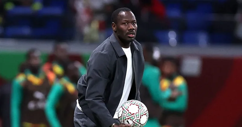 Pape Thiaw: Sadi Mane inanılmaz bir insan!