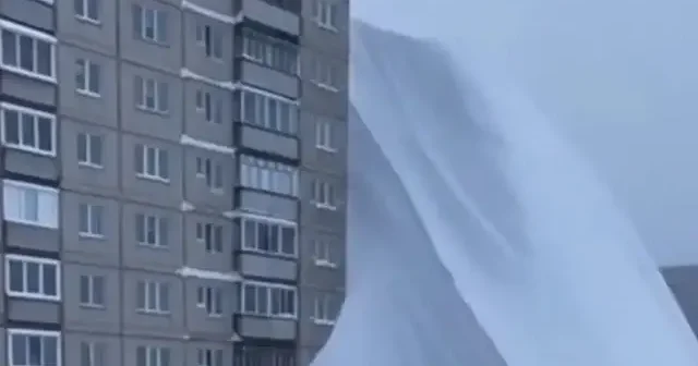 Kamçatka’da kar esareti: Binalar kar altında kayboldu VİDEO İZLE