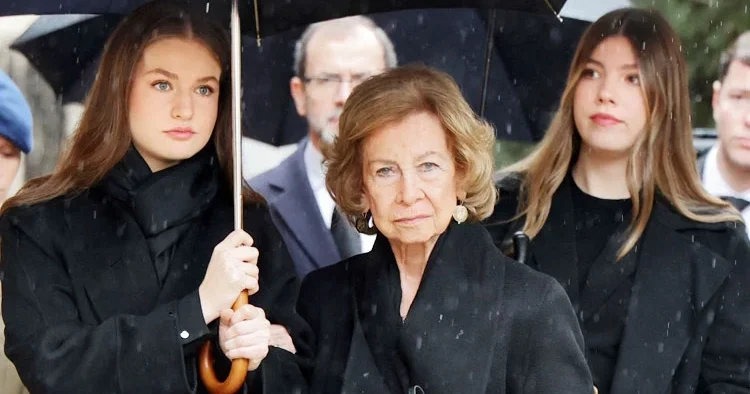 Deniz Gözlü nün acı günü: Bütün aile cenaze töreninde buluştu