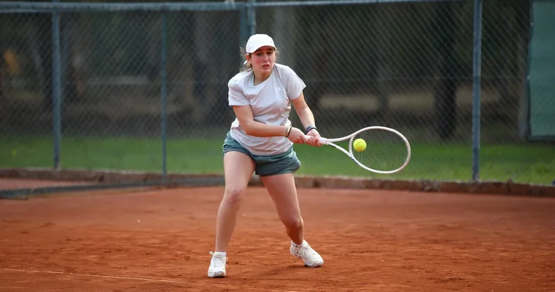 Adana CUP Uluslararası Gençler Tenis Turnuvası başladı