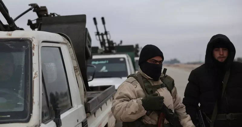 Suriye ordusundan Deyr Hafir de yeni operasyon! SDG çekilme kararı aldı