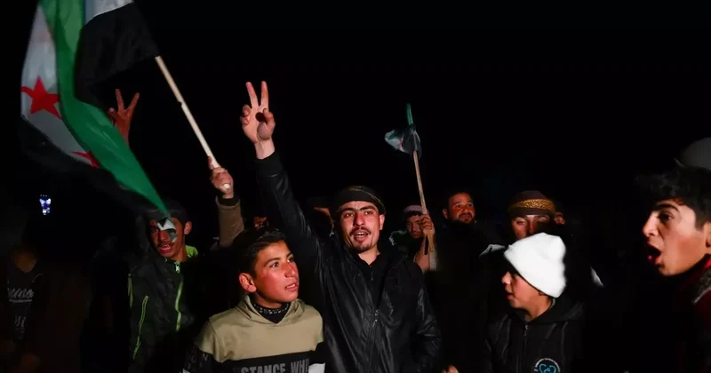 YPG nin çekilme açıklaması Suriye de sevinçle karşılandı