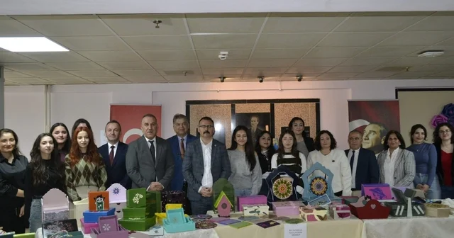 Sultanhisar da el emeği göz nuru eserler sergilendi Aydın Haberleri