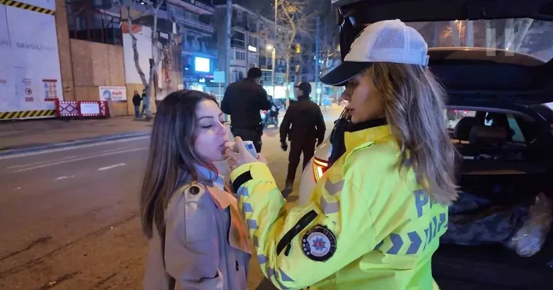 Kadıköy’de trafik magandalarına ceza yağdı