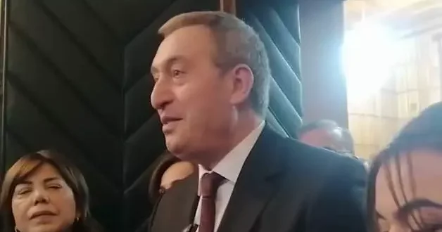 DEM Parti Eş başkanı Tuncer Bakırhan Cumhurbaşkanının ev sahipliğinde liderler zirvesi toplanmalıdır dedi