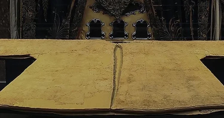 HZ. Muhammed e ait ve İstanbul da korunuyor: Her yıl olduğu gibi bu Ramazan da da ziyarete açılacak